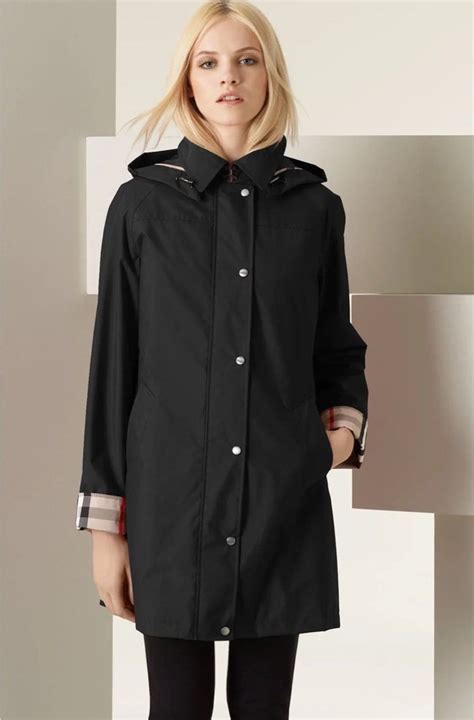 Burberry, Raincoat 